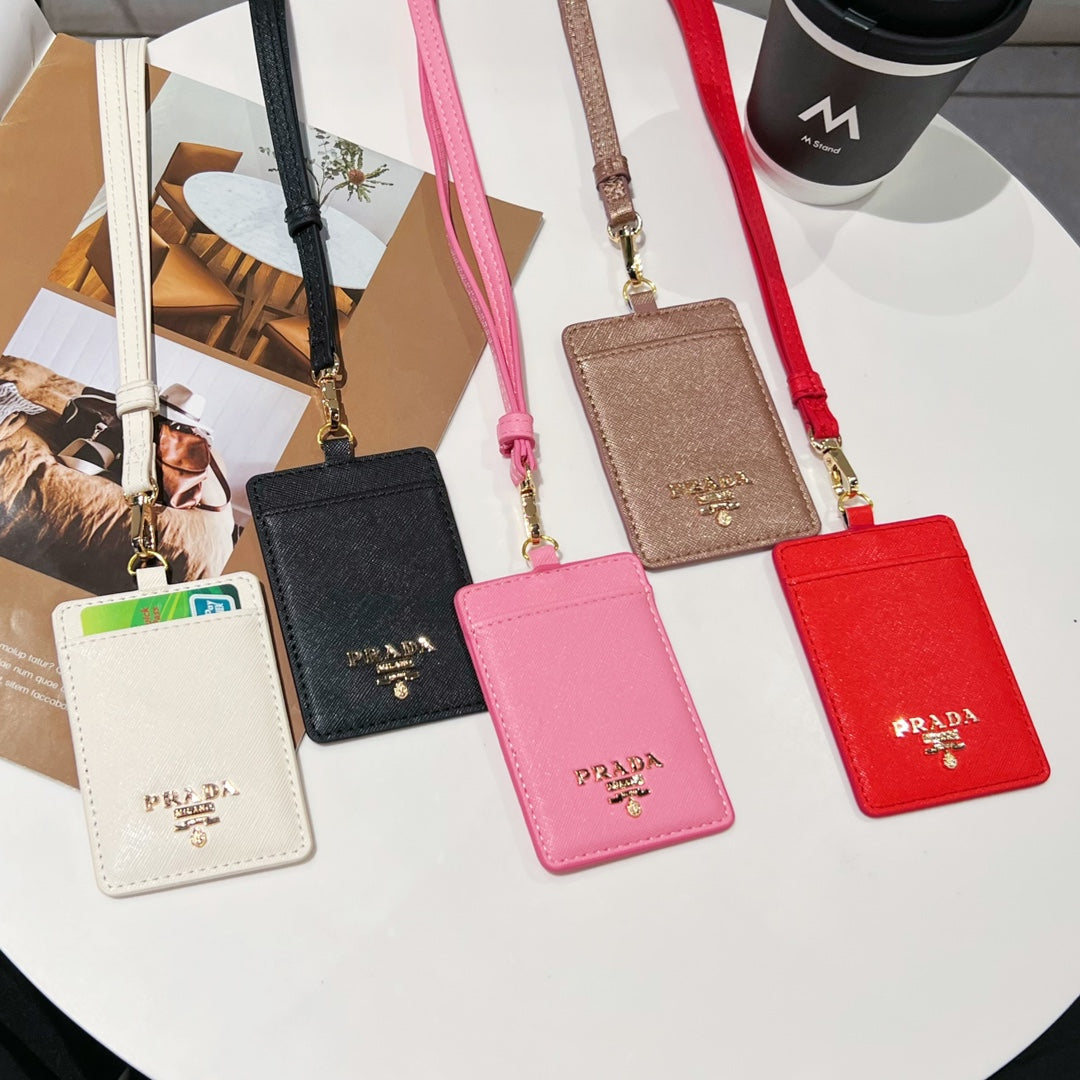Porta carte di credito in pelle alla moda