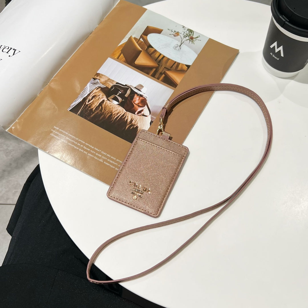 Porta carte di credito in pelle alla moda