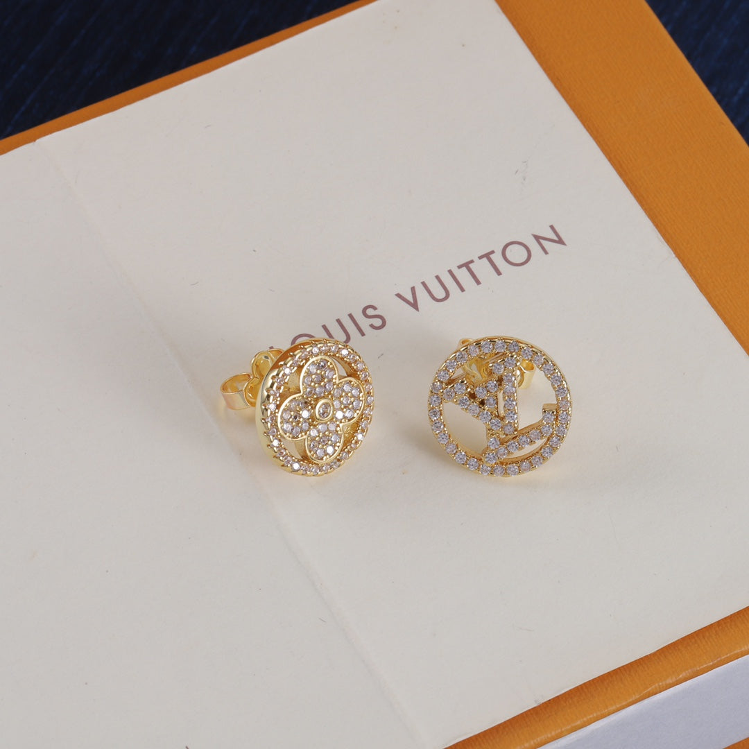 Orecchini asimmetrici con strass