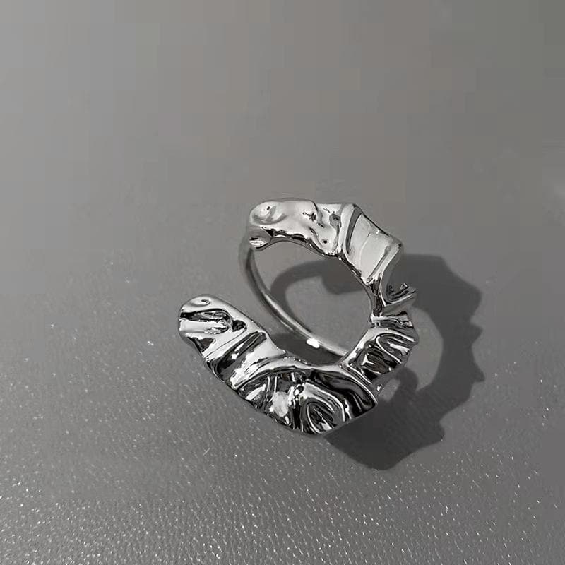Anello aperto irregolare arricciato