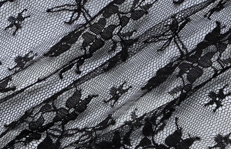 Rückenfreies, durchsichtiges Crop-Top aus Spitze mit Neckholder und Flügelärmeln