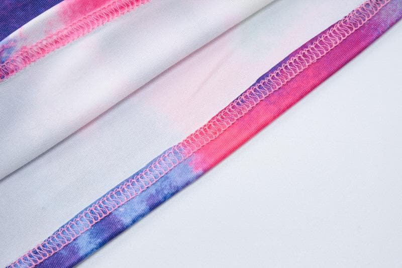 Completo minigonna con corsetto e canotta senza schienale, scollo a V, tie-dye a contrasto arricciato