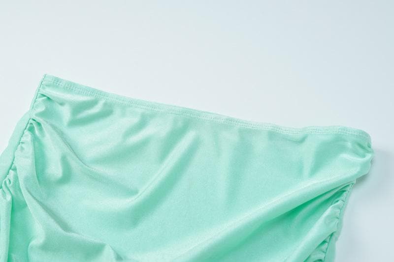 Completo abito lungo con scollo a V, spacco sul retro, corsetto solido e arricciato