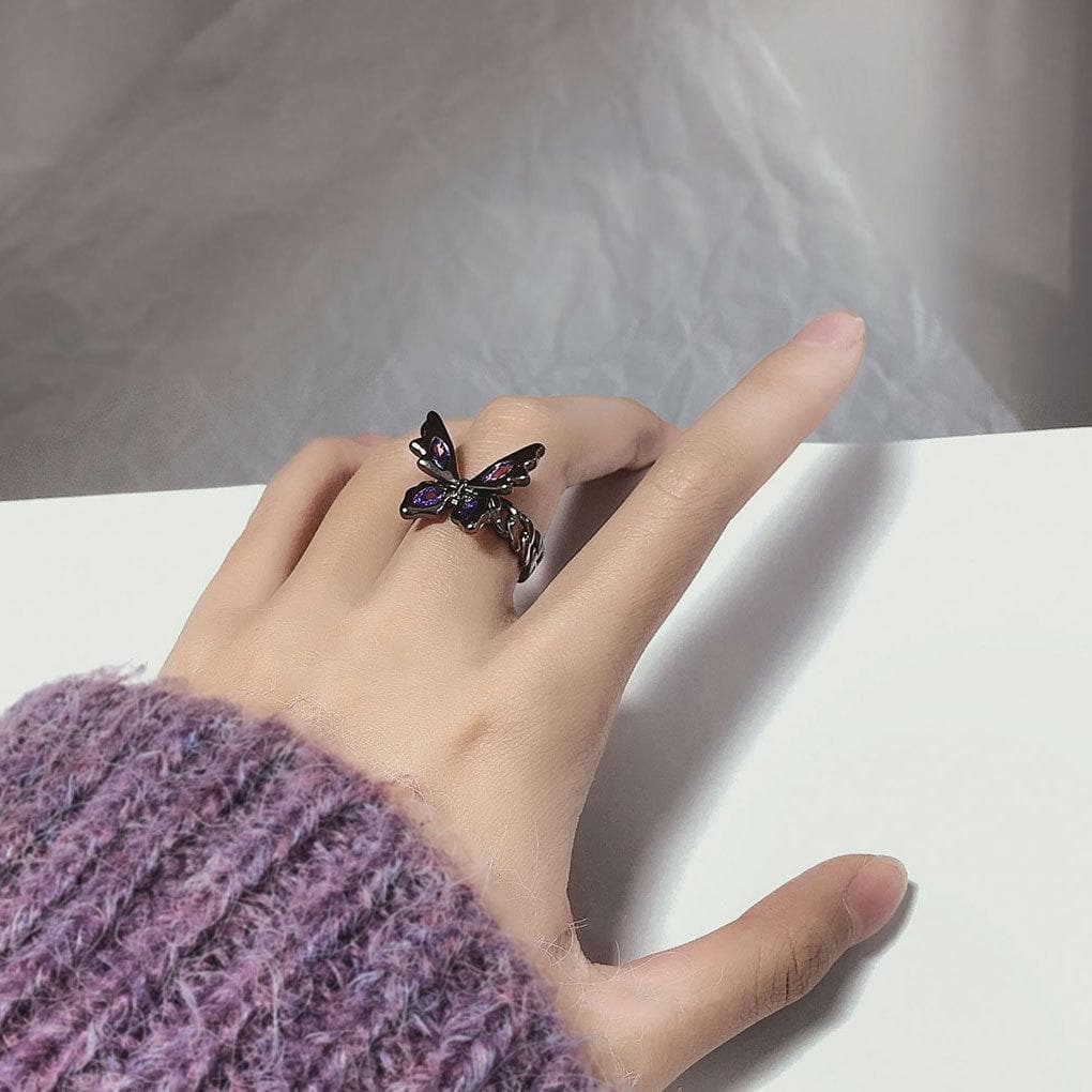 Anello aperto con ciondolo a farfalla