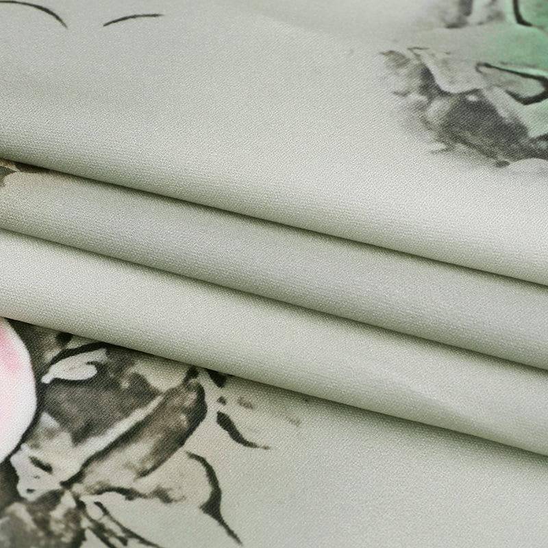 Completo gonna lunga senza maniche con arricciatura, spacco a contrasto, scollo a cappuccio e stampa floreale