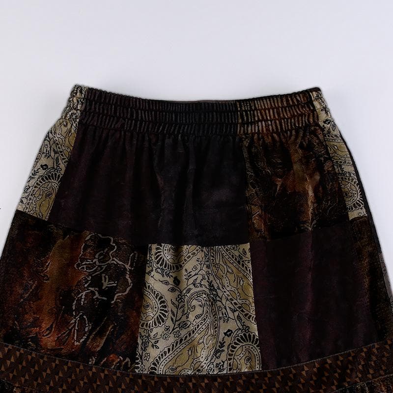 Gonna lunga a vita media con arricciature a contrasto patchwork