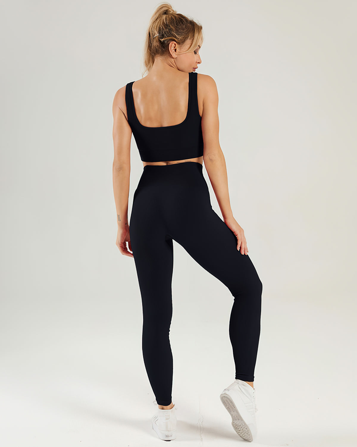 Leggings senza cuciture a coste Nieve - Nero