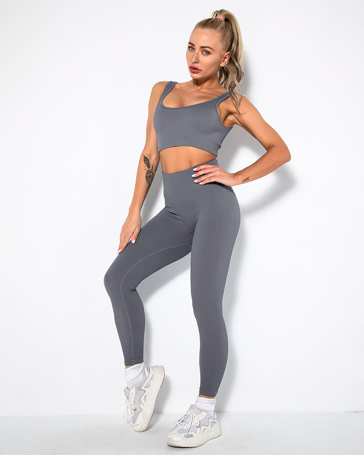 Leggings senza cuciture a coste Nieve - Grigio