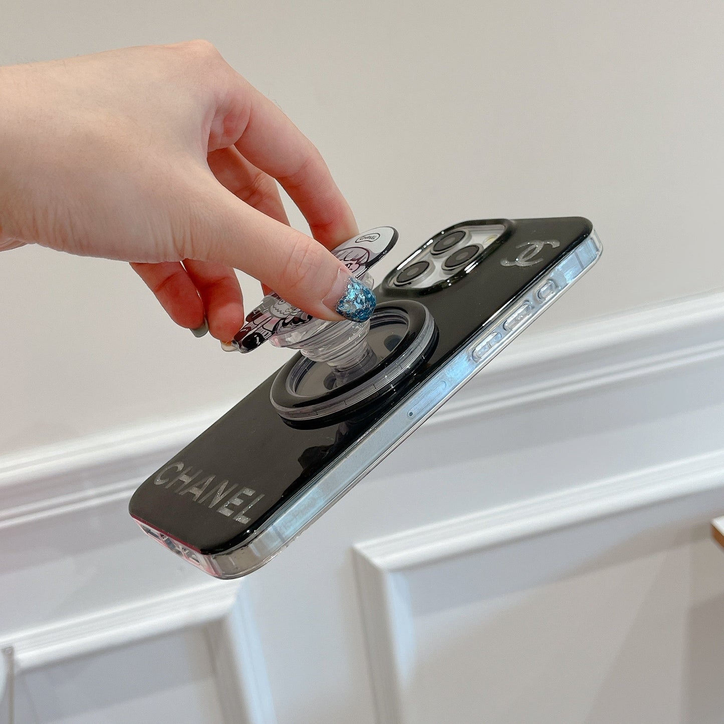 Custodia per telefono con supporto magnetico per ragazza per iPhone