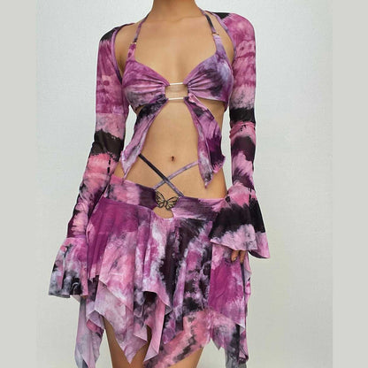 Minigonna con scollo a V, manica svasata, tie-dye, anello a O, allacciabile e scollato 
