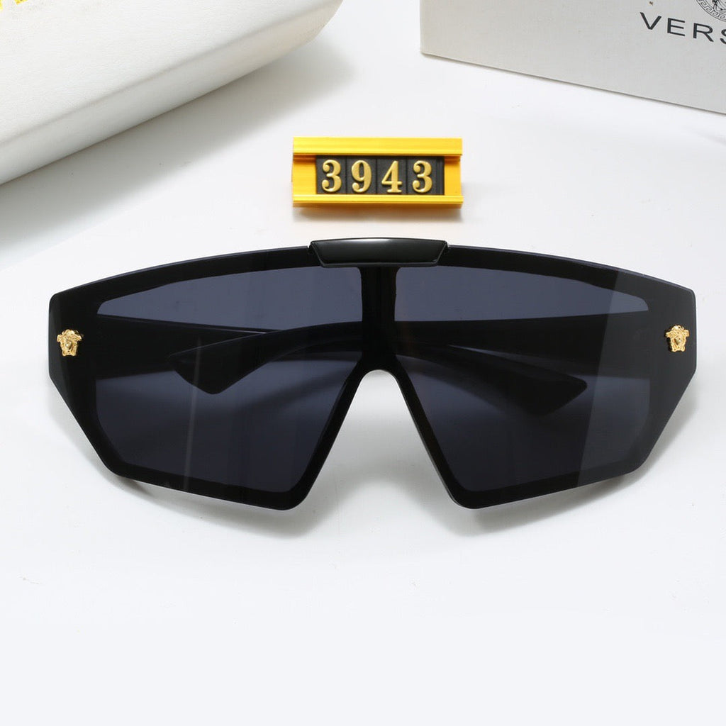 Large Frame Cool Sunglasses