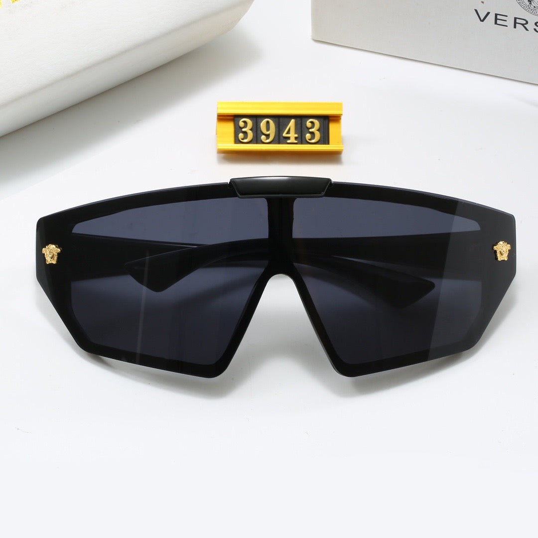 Large Frame Cool Sunglasses
