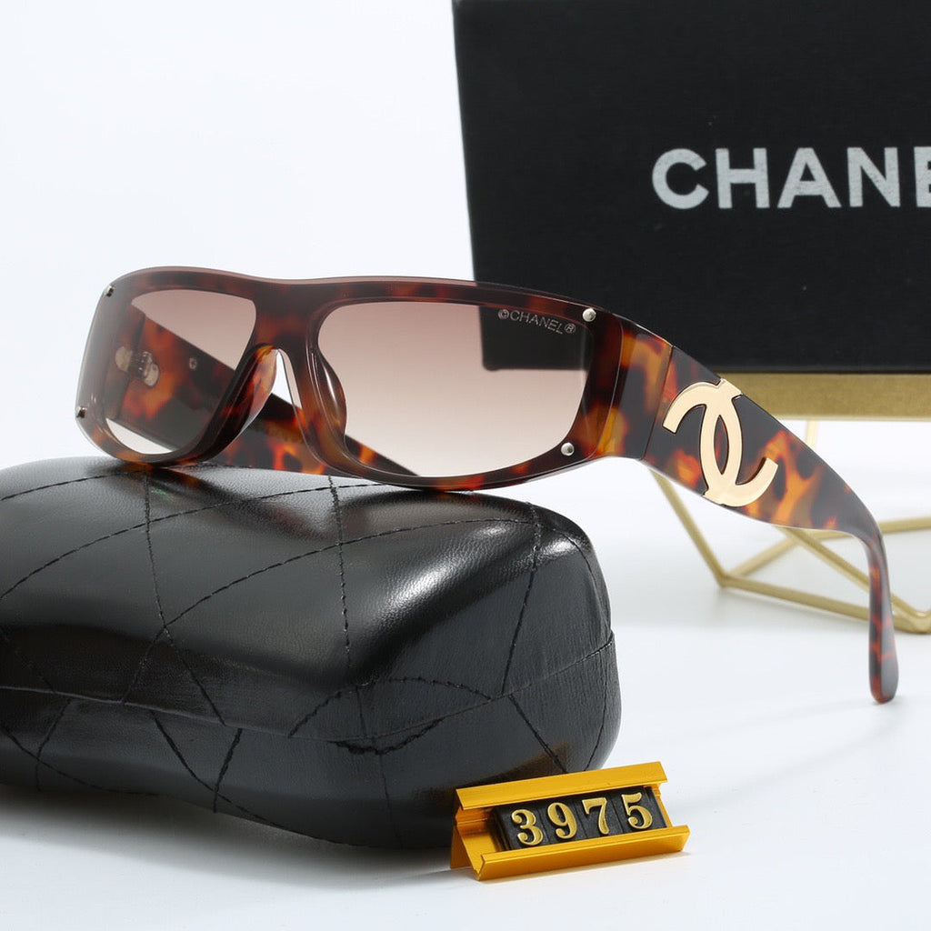 Small Frame Fashion Sunglasses
