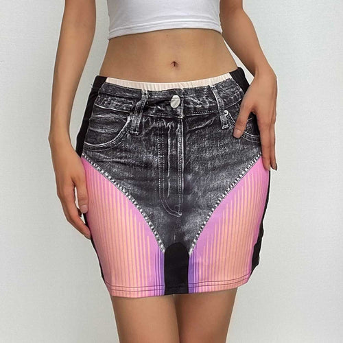 Abstract Contrast Medium Rise Mini Skirt