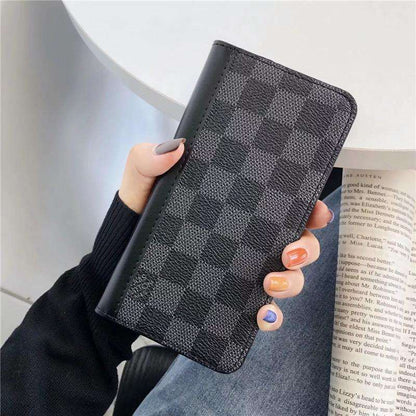 Classic Phone Wallet for iPhones - ERPOQ
