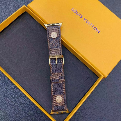 Classic Leather Apple Watch Straps