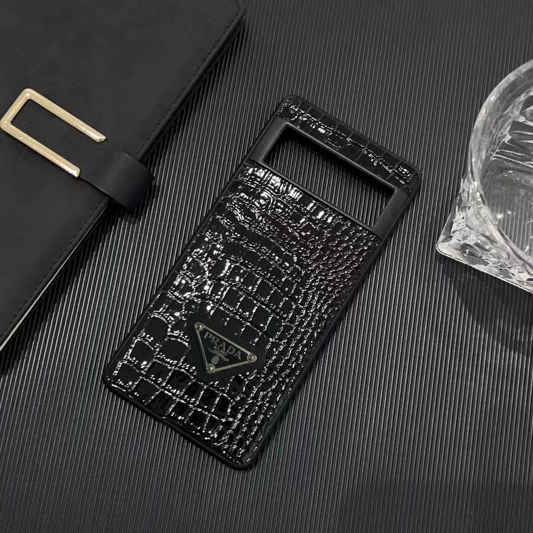 Trendy Black Pixel Phone Case For Google