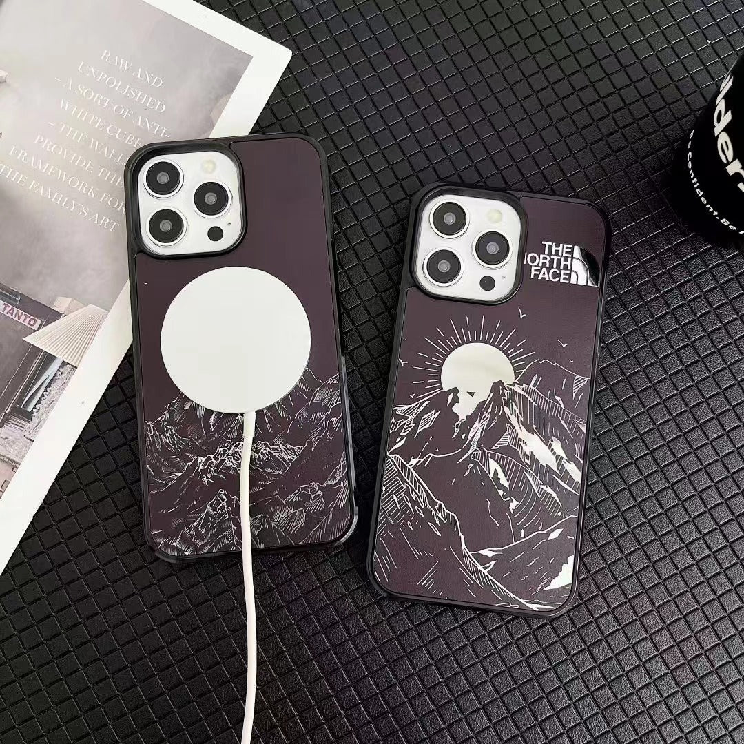 Custodia MagSafe Black Mirror per iPhone