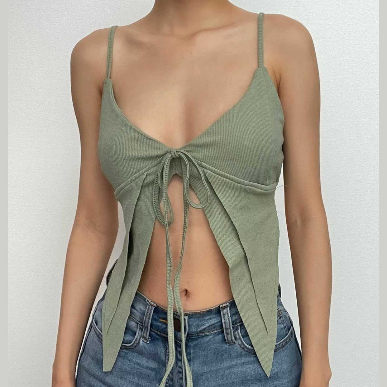 Solid halter ribbed self tie slit backless crop top