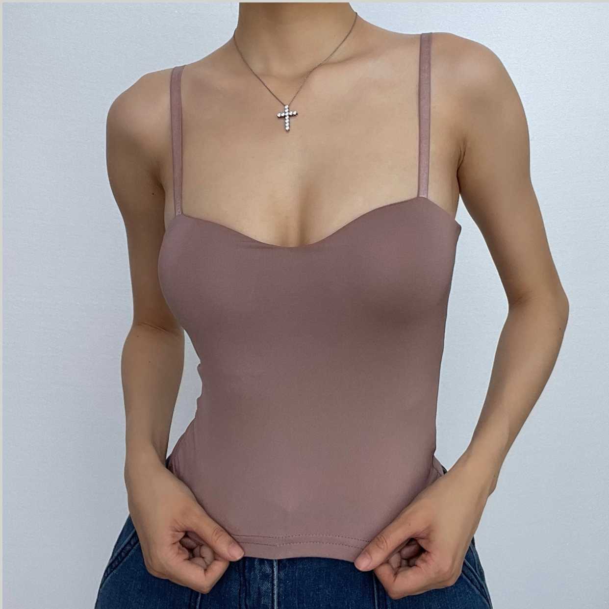 Solid v neck backless cami crop top