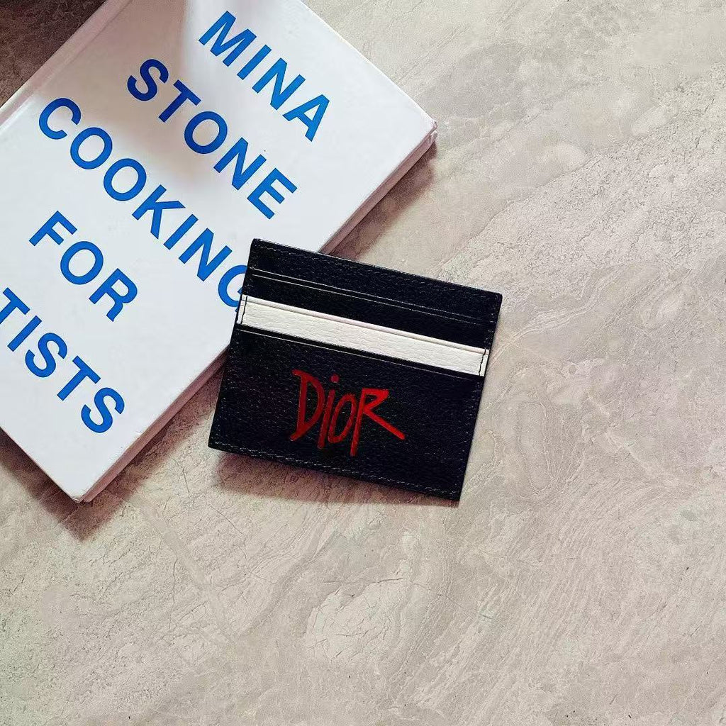 Fashionable Leather Card Holder
