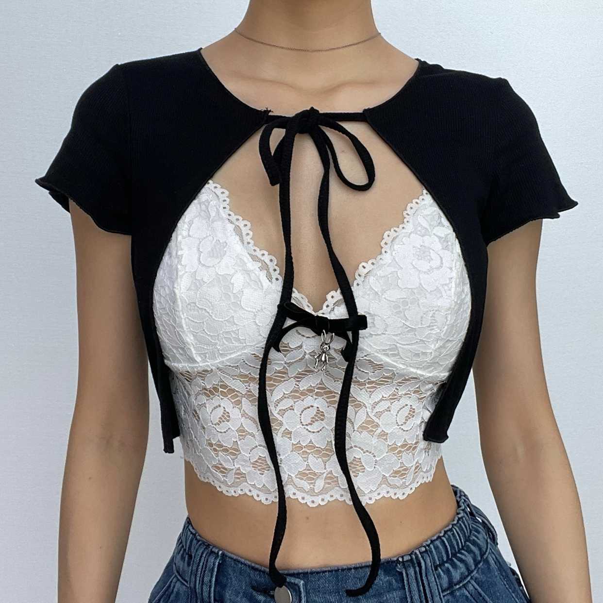 Lace short sleeve ruffle self tie contrast patchwork crop top