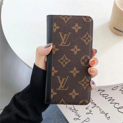 Classic Phone Wallet for iPhones - ERPOQ