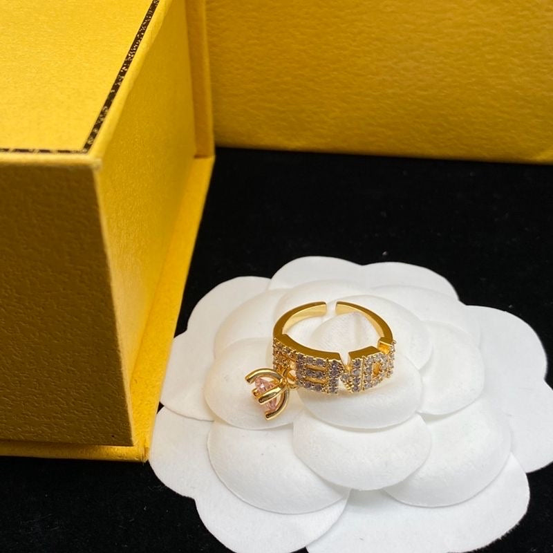 Golden Cool Chain Bracelet Ring