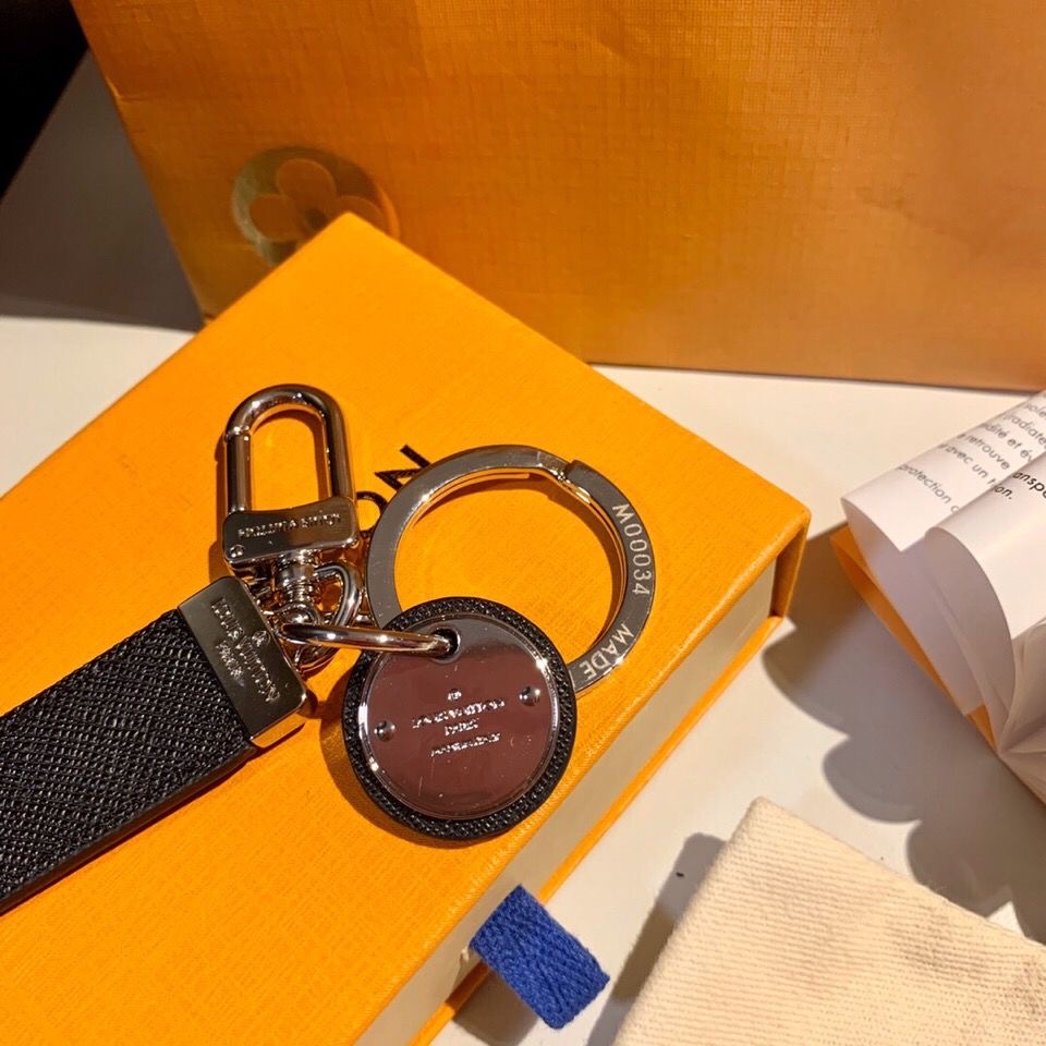 Early Spring Fashion High Quality Key Chain - ERPOQ