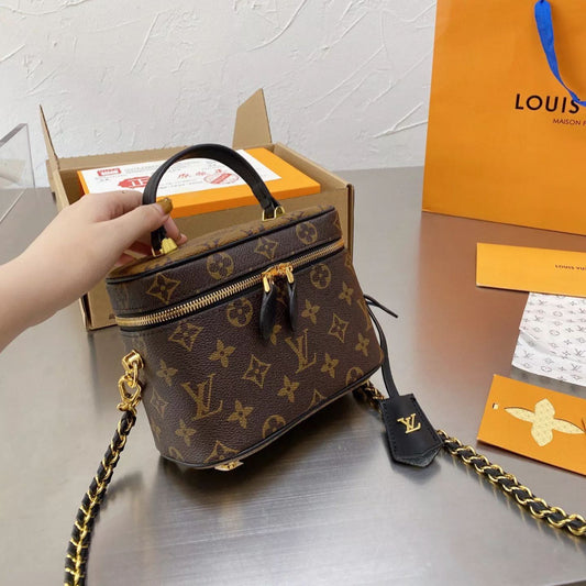 Borsa classica con catena marrone