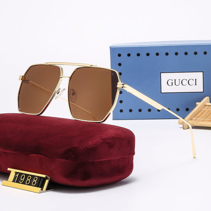 Nuovi occhiali da sole Aviator