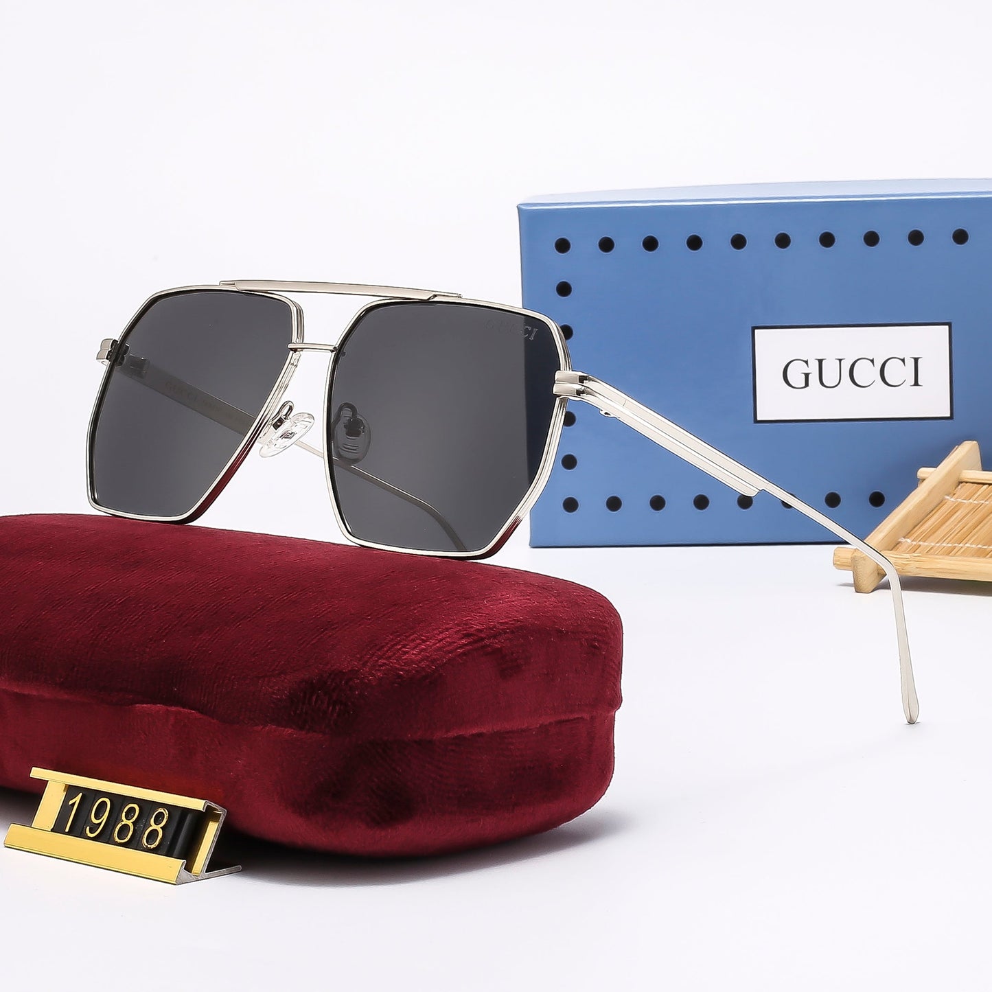 Nuovi occhiali da sole Aviator