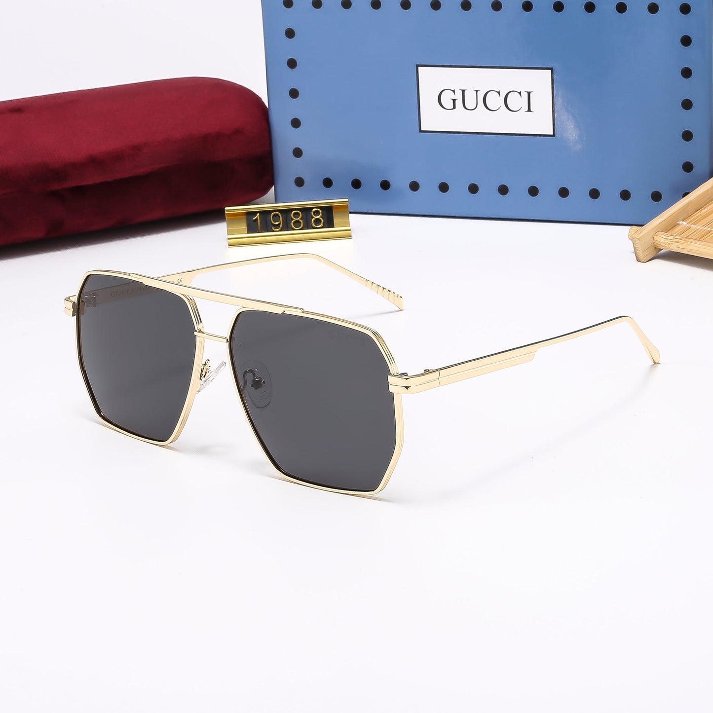 Nuovi occhiali da sole Aviator