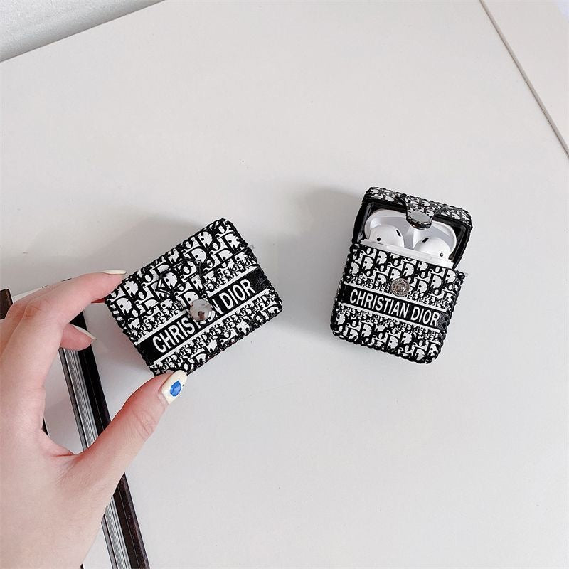 Cute Black Design AirPods Case - ERPOQ