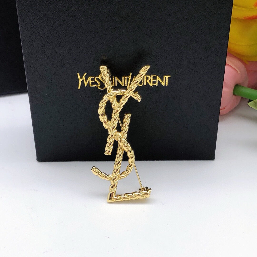 Glamour Gold Glitter Brooch
