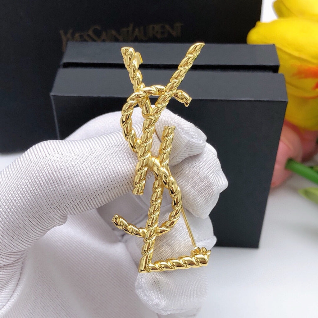 Glamour Gold Glitter Brooch