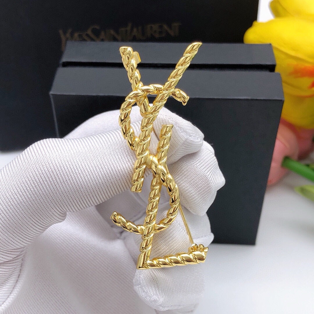 Glamour Gold Glitter Brooch