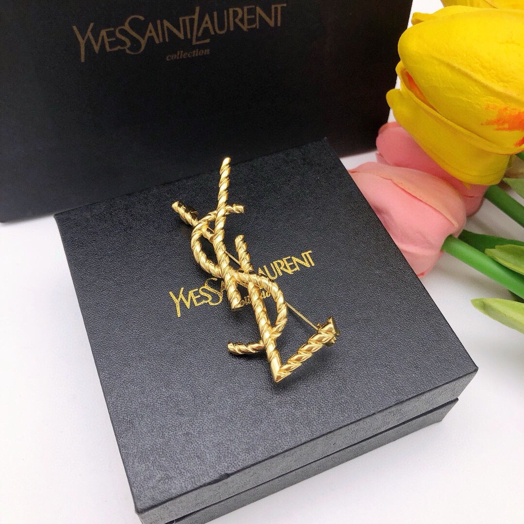 Glamour Gold Glitter Brooch