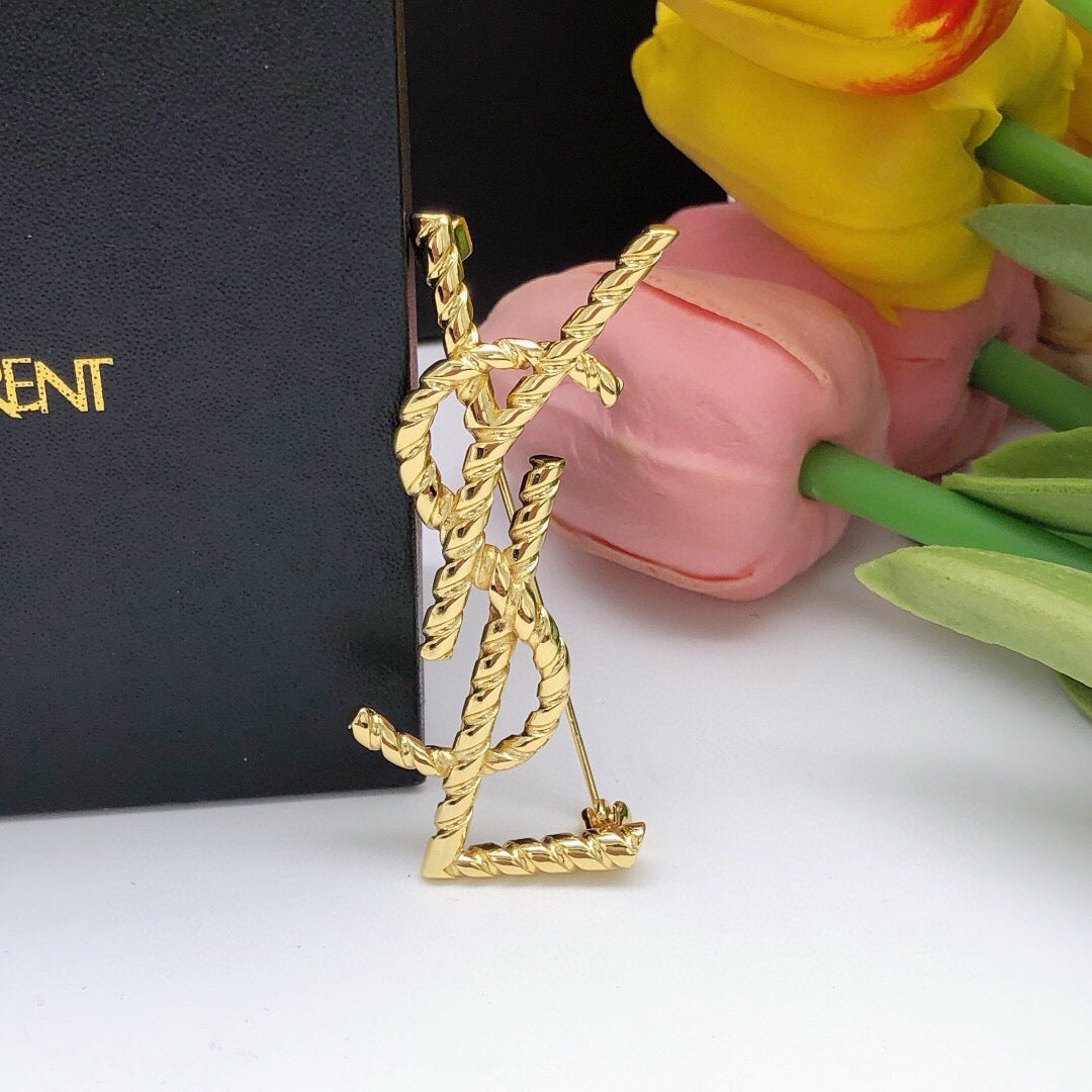Glamour Gold Glitter Brooch