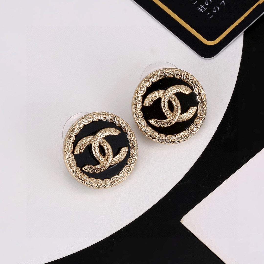 Black Round Elegant Earrings