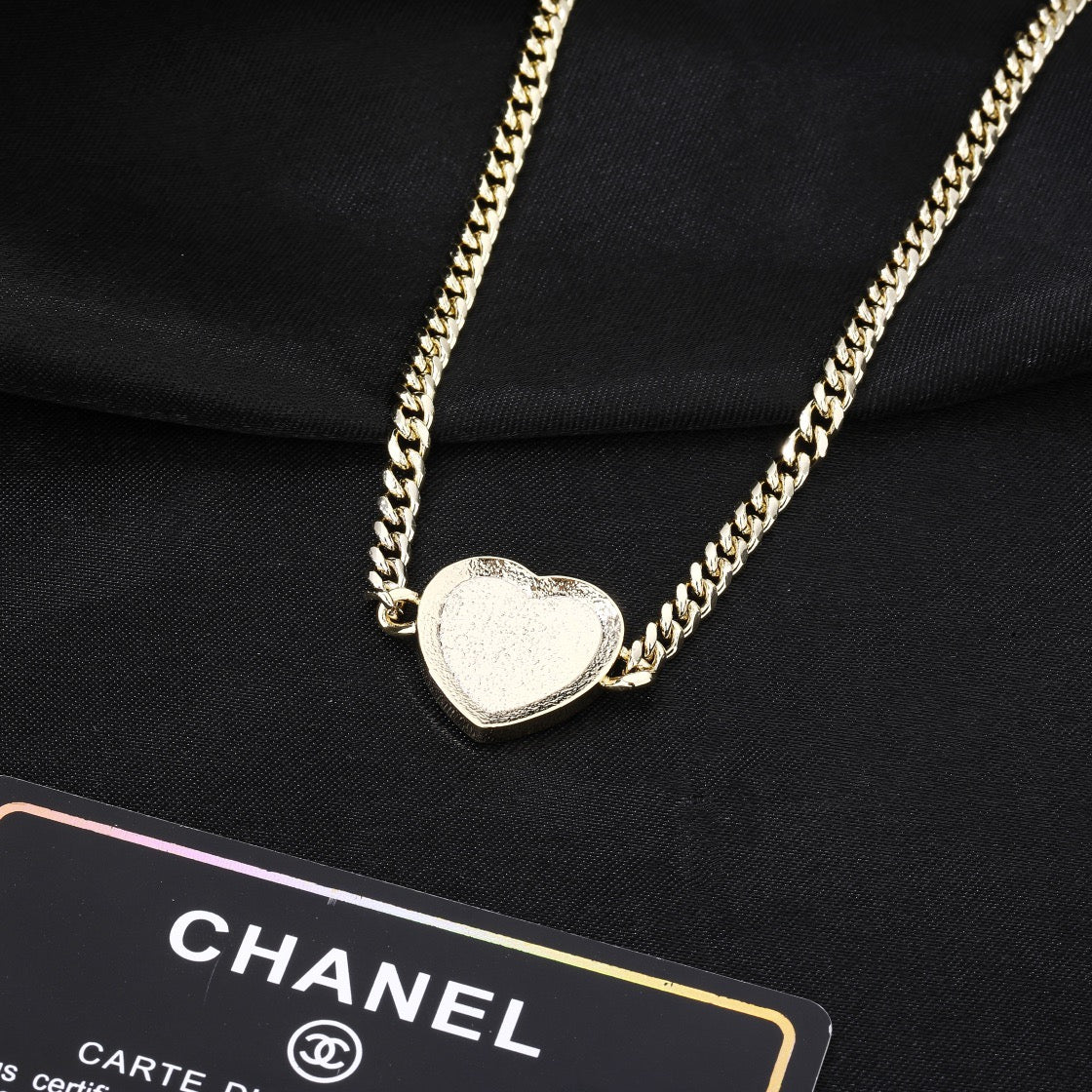 New Heart Gold Chain Necklace
