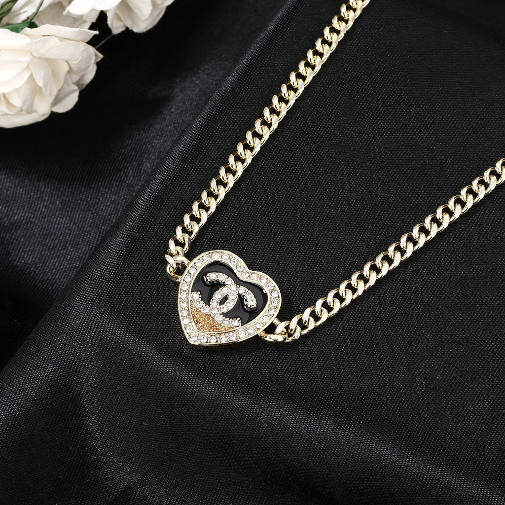 New Heart Gold Chain Necklace