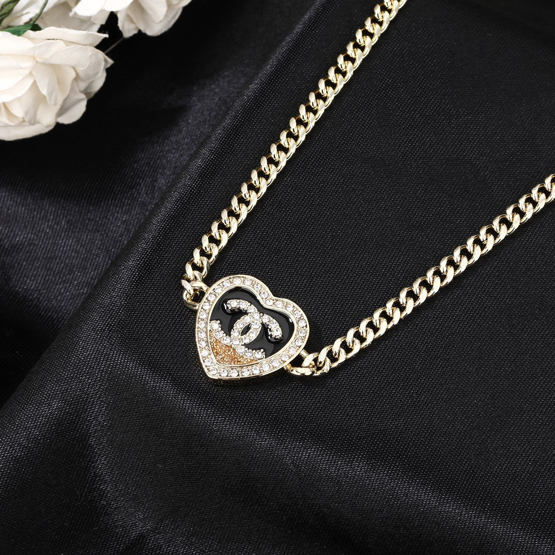 New Heart Gold Chain Necklace