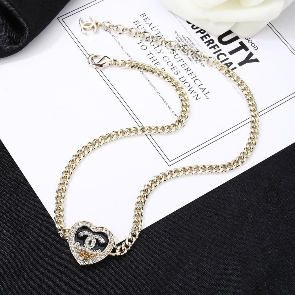 New Heart Gold Chain Necklace