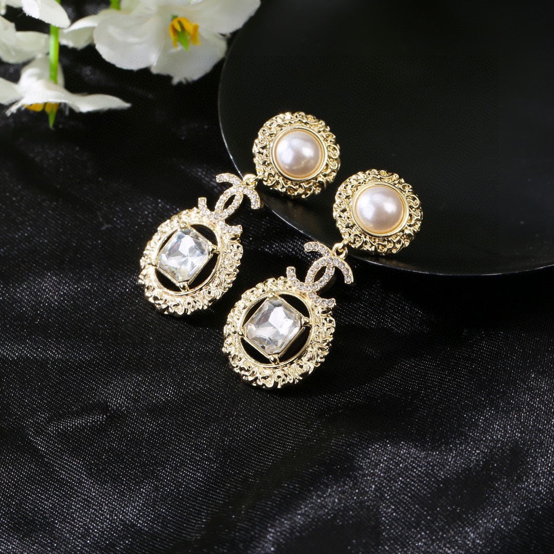 New Fashion Pearl Earrings