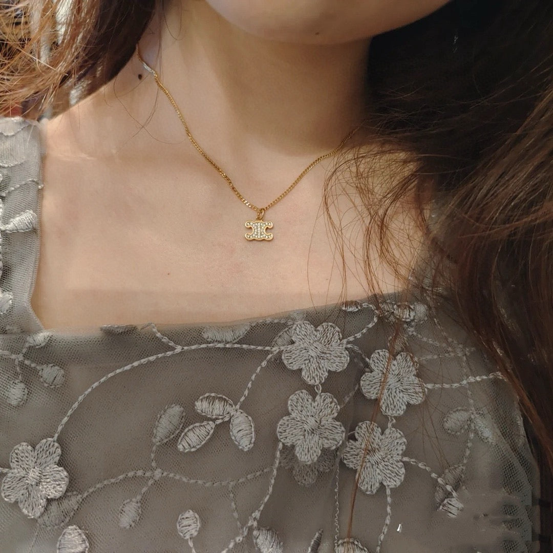 Trendy Golden Chain Necklace