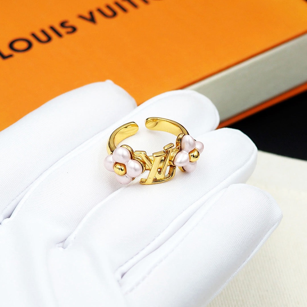 Golden Pearl Ring