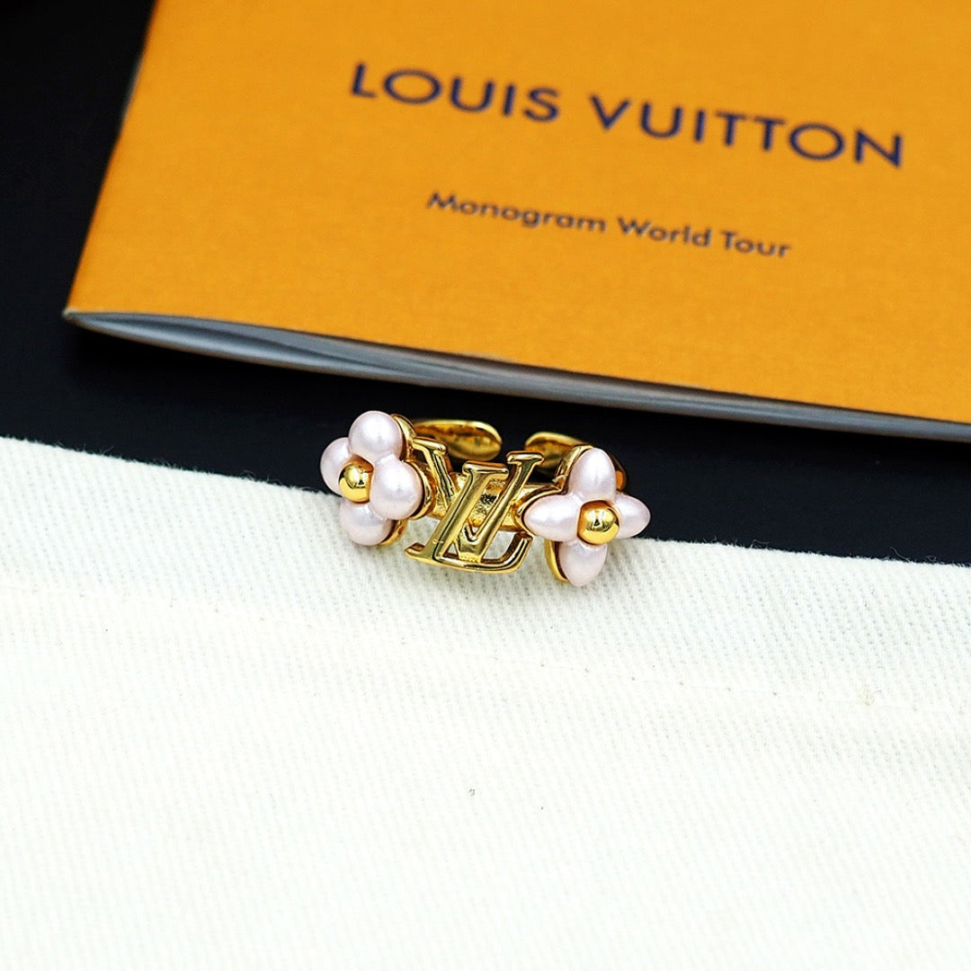 Golden Pearl Ring