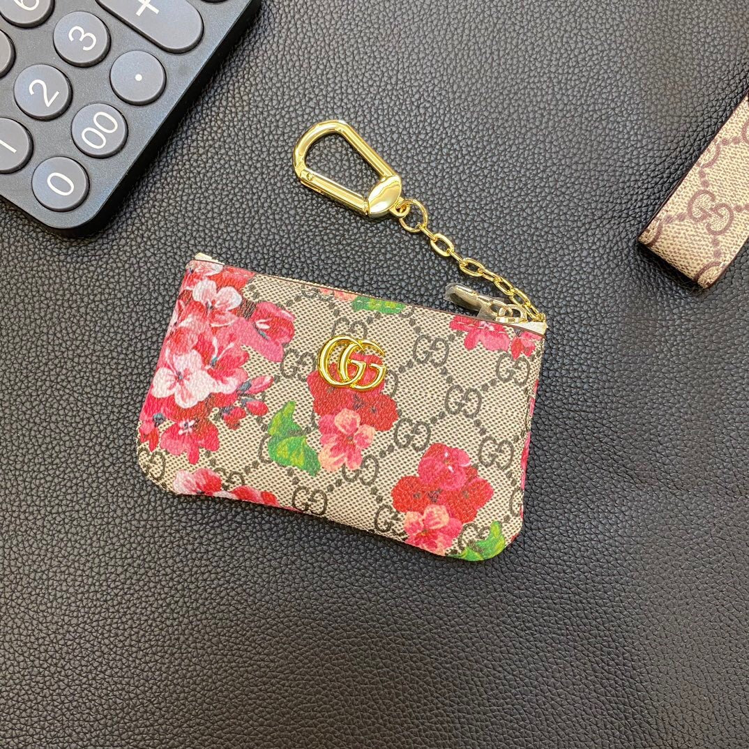 Gray Chain Card Coin Purse