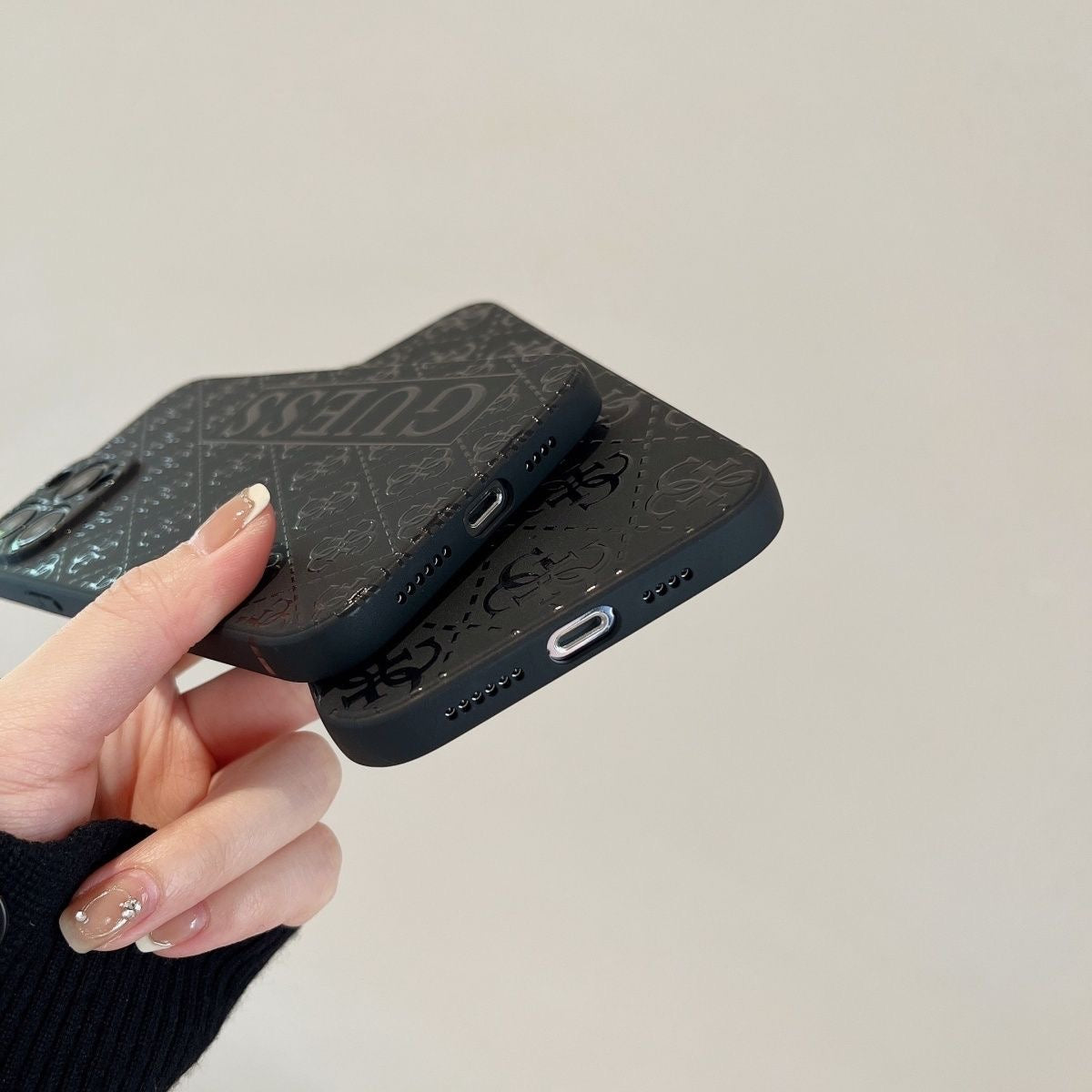 Custodia per telefono con design nero per iPhone